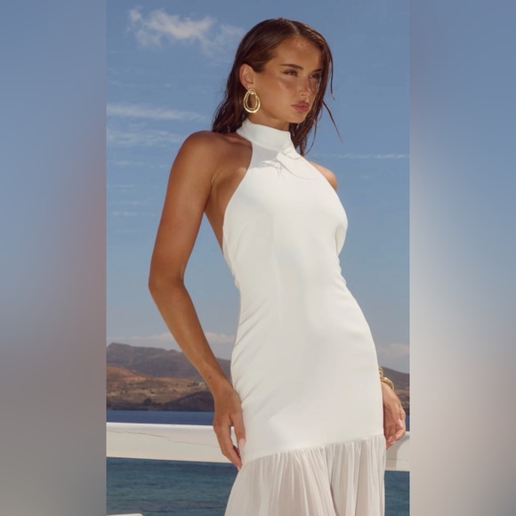 Runaway The Label Yazmin Halter Maxi Dress | Off- White | Medium - Picture 4 of 5